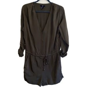 H&M Olive Green V-neck romper tie waist